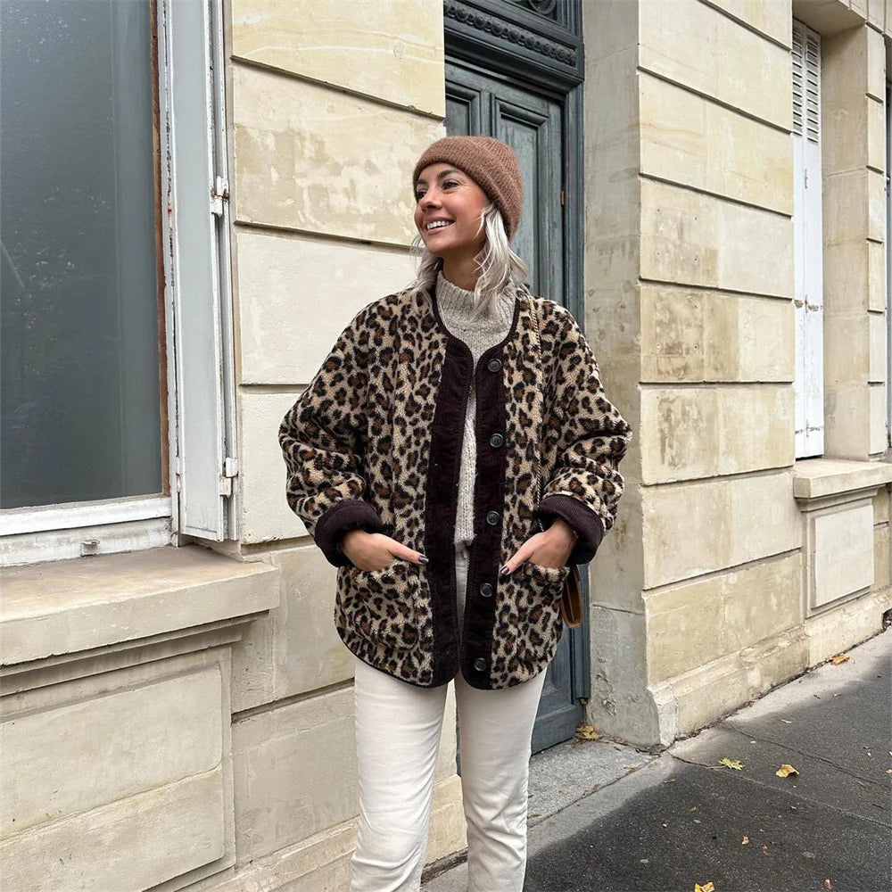 CLARA | Veste en Fausse Fourrure à Motif Léopard